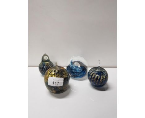 4 ASSORTED PAPERWEIGHTS INC CAITHNESS ETC