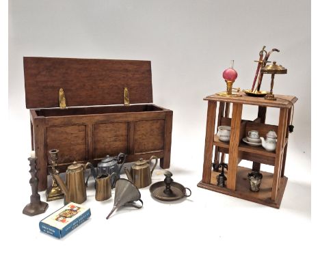 A selection of dolls' house chattels, to include a ceramic coffee pot, jug, bowl and dish; a gilt decorated chamber pot embla