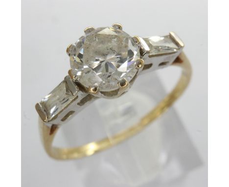 9ct gold trilogy ring set with cubic zirconia, size Q, 1.9g. UK P&amp;P Group 0 (£6+VAT for the first lot and £1+VAT for subs