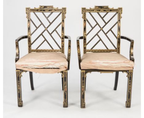 PAIR OF MODERN BLACK LACQUERED AND CHINOISERIE PAINTED OPEN ARMCHAIRS IN THE CHINESE CHIPPENDALE STYLE, each with lattice spl