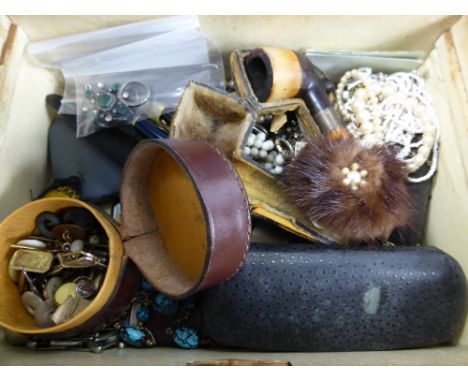 A Miscellaneous Collection of Items, including vintage Parker fountain pen, brass Falstaff letter opener, amber pipe, silver 