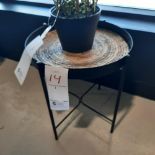Table d'Appoint,16'' Diam, 18''H