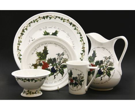 A very large quantity of Portmeirion 'Holly & the Ivy' dinner wares, to include jugs, plates, bowls, etc