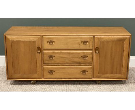 FINE LIGHT COLOURED ERCOL SIDEBOARD, 70 (h) x 156 (w) x 44cms (d)Provenance: private collection Conwy