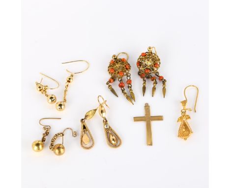 Various jewellery, comprising 18ct, 4.5g, 9ct cross, 0.7g, and unmarked yellow metal, 6.4gLot sold as seen unless specific it
