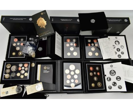 A COLLECTION OF ROYAL MINT PROOF COINS SETS AND OTHER COINS, to include 2015 set, another 2015 Chief Engravers master proofs 