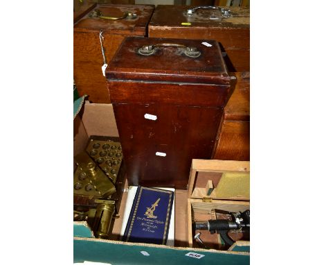 A BOX AND LOOSE MICROSCOPE AND MEDICAL EQUIPMENT, to include two closing machines for making pills, one boxed with instructio