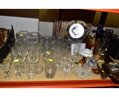 A GROUP OF GLASSWARE, COLLECTABLE PLATES AND SUNDRIES, comprising Stuart Crystal drinking glasses, a four piece glass cruet s