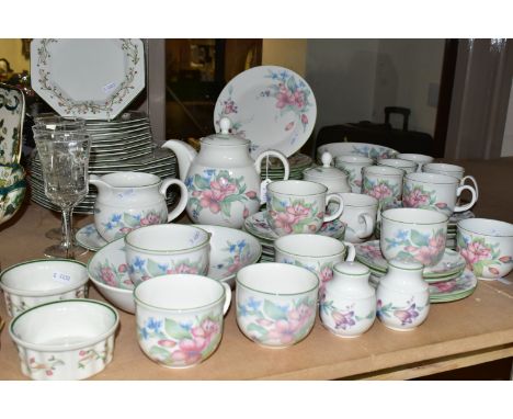 A FIFTY EIGHT PIECE ROYAL DOULTON EXPRESSIONS 'CARMEL' PATTERN DINNER SERVICE ETC, comprising a teapot, a milk/sauce jug and 