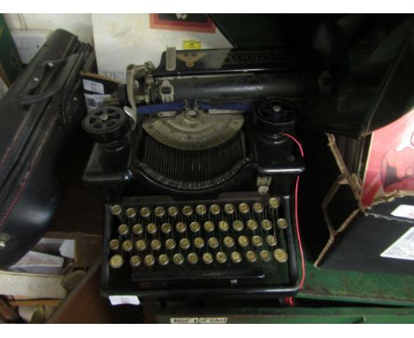 WOODSTOCK TYPEWRITER 