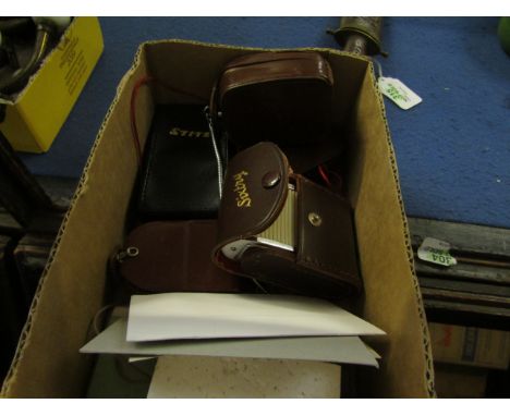 QUANTITY OF BOXED LIGHT APERTURES 