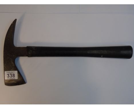 CHURCHILL ARPAX FIREMANS AXE