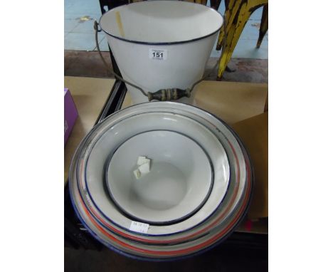 COLLECTION ENAMEL BOWLS + BUCKET