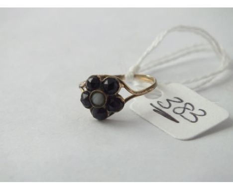 Small garnet cluster ring - size K 