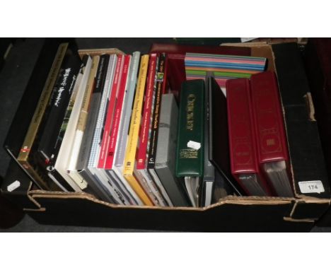 A QUANTITY OF COMMEMORATIVE STAMP YEARBOOKS and similar stamp albums and first day covers