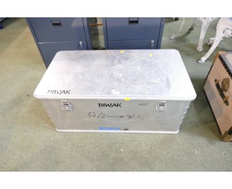 Metal travel trunk/storage crate