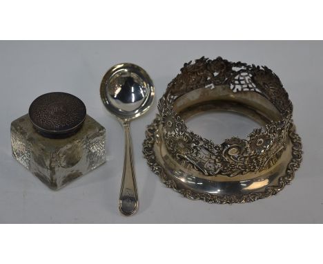 A US Sterling syphon-stand, richly chased, embossed &amp; pierced with floral decoration, Redlich &amp; Co, New York, 15 cm d