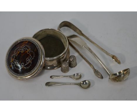 A circular silver ring-box with tortoiseshell and pique-work inset top, London 1911, to/w a Scottish silver fiddle pattern sa