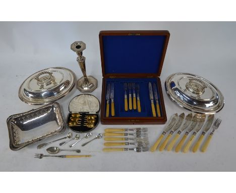 A loaded silver octagonal baluster candlestick, Sheffield 1909 (a/f) to/w an Art Deco cased set of six gilt metal coffee spoo