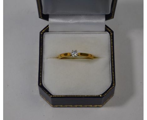 A single stone diamond ring, set 18ct yellow gold, size Q/R, diamond approx 0.20 carats, approx 3g all in