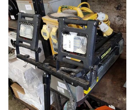 Stanley toolbox, Briticent LED work lamp