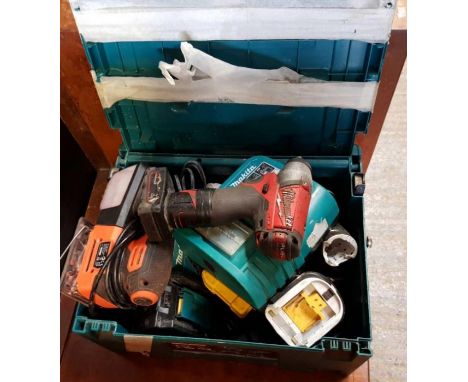 Collection of power tools to include Milwaukee impact driver, 3 Makita battery drills, lithium batteries, battery chargers &a