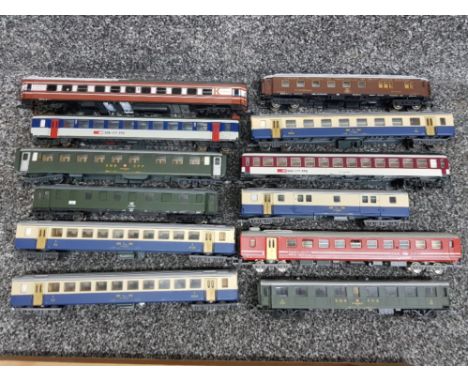 12 miscellaneous model train carriages mainly by Lima