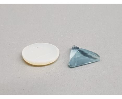 3.66ct oval cabochon cut natoral opal together with 4.35ct triangular step cut natural fluorite stone both have gemological c