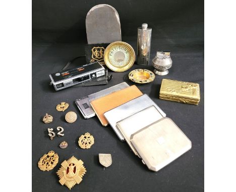 ASSORTMENT OF SMOKING EPHERMERA AND OTHER COLLECTIBLESincluding Kingscraft cigarette case and intergrated lighter, three EPNS