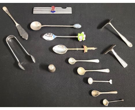 SELECTION OF SILVER AND OTHER METAL WAREincluding a Glasgow Empire exhibition comb holder and teaspoon, a silver pusher, a sm