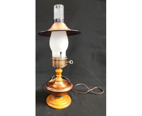 VINTAGE COPPER LAMP IN THE STYLE OF AN OIL LAMPwith glass and copper shade, 52cm high