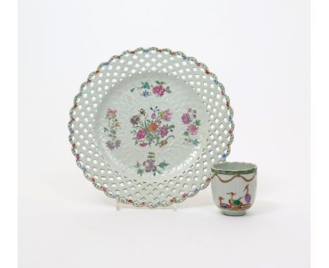 A Chinese export porcelain plate  2nd half 18th century, finely painted with sprays of European flowers within a reticulated 