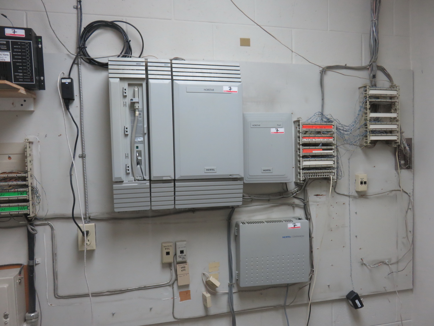 LOT NORTEL NORSTAR TELEPHONE SYSTEM W/ FLASH, COMPANION, BOGEN PAGING