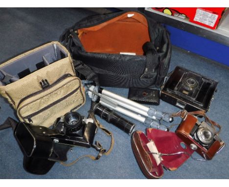 ZENIT-E CAMERA IN CASE and other similar camera accessories