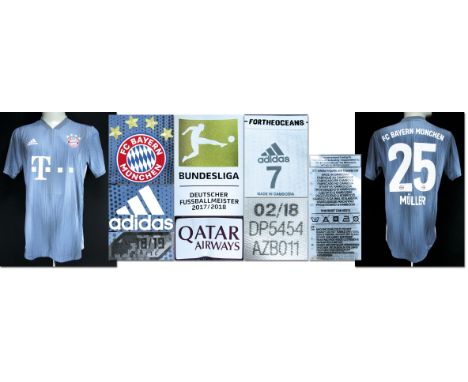 München, Bayern - Trikot 2019 - Original match worn Spielertrikot vom FC Bayern München mit der Rückennummer 25. Getragen von