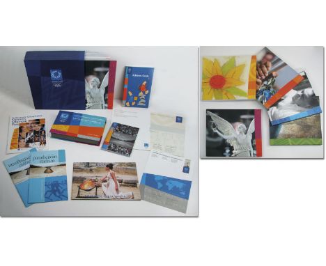 Erinnerungsalbum 2004 - Konvolut zu den Olympischen Spielen 2004 in Athen: 1) Official Commemeroative Book of the Athens 2004