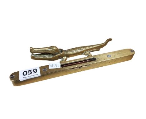 NUT CRACKER &amp; LEVEL 