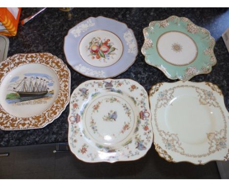 A Spode tea plate and four various others  (5)