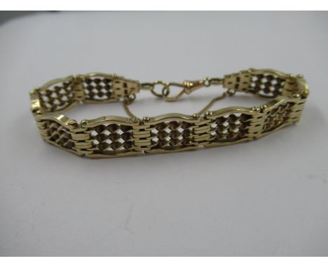 9ct Gold gate link bracelet, 23.5g