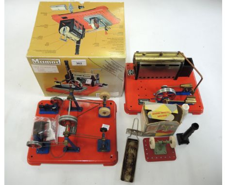 Mamod steam engine SP4 in original box with Mamod unboxed polishing station