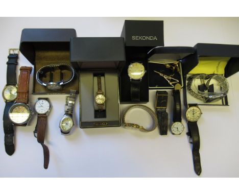 Box containing a collection of mainly gentleman's wristwatches including Sekonda, Timex, Seiko etc
