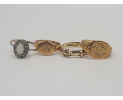 A Mixed Lot of 9ct Gold Vintage Rings, Singet Rings, Buckle Ring, CZ + Opal Ring, weight = 14.2 gram