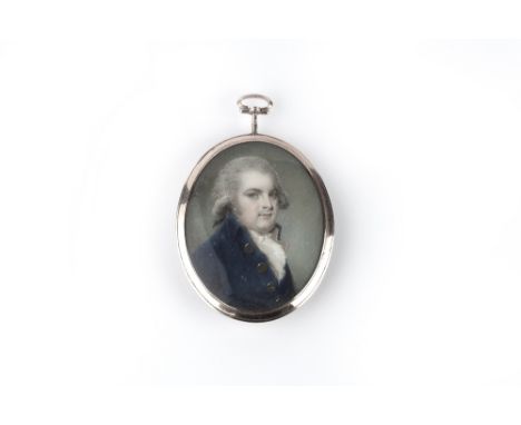 AN EARLY 19TH CENTURY FRENCH OVAL MINIATURE PORTRAIT, of a gentleman, with blue coat, watercolour on ivory, the deep blue ena