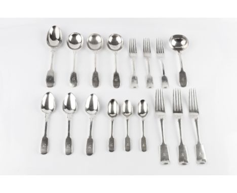 AN EDWARDIAN SERVICE OF SILVER FIDDLE PATTERN FLATWARE, comprising twelve table forks, two tablespoons, twelve dessert forks,