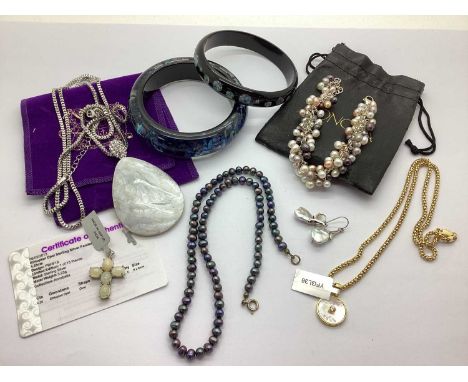 A Small Collection of "925" Clasped Jewellery, to include Honora multi-hue pearl bead bracelet, Honora pearl drop earrings, w