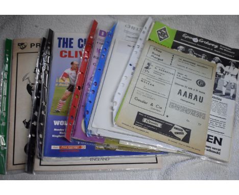 A collection of miscellaneous Chelsea away programmes v Borussia Monchengladbach (Fr) 1974/75, Horfords (Fr) 1981/82, Marieha