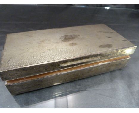 Hallmarked Silver Cigarette box, Birmingham 1941, Blank Art Deco Cartouche emblem to lid with Engine turned Decoration to top