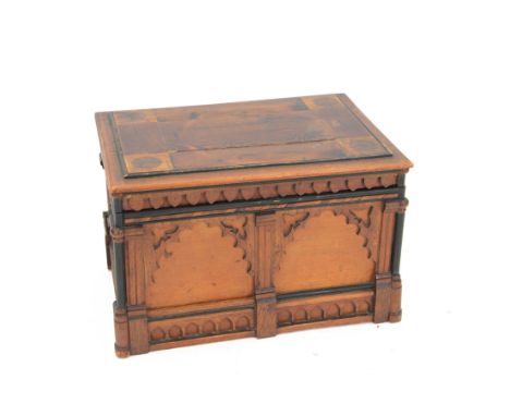 Victorian gothic stationary box, with removable shelf and compartment, decorated with pillars and arches, the hinged lid with