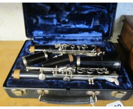 A Bundy Resonite Selmer clarinet (i.c)
