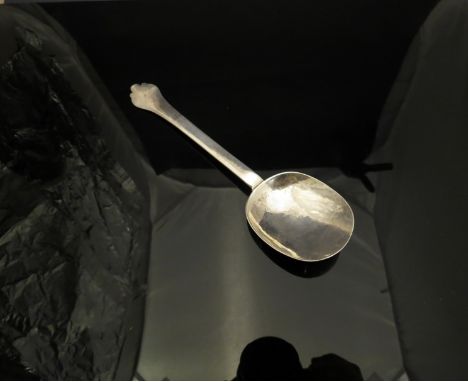A late 17th Century silver trefid spoon with monogrammed handle R&V, with marks for London circa 1669, maker I.K., 19cm long,